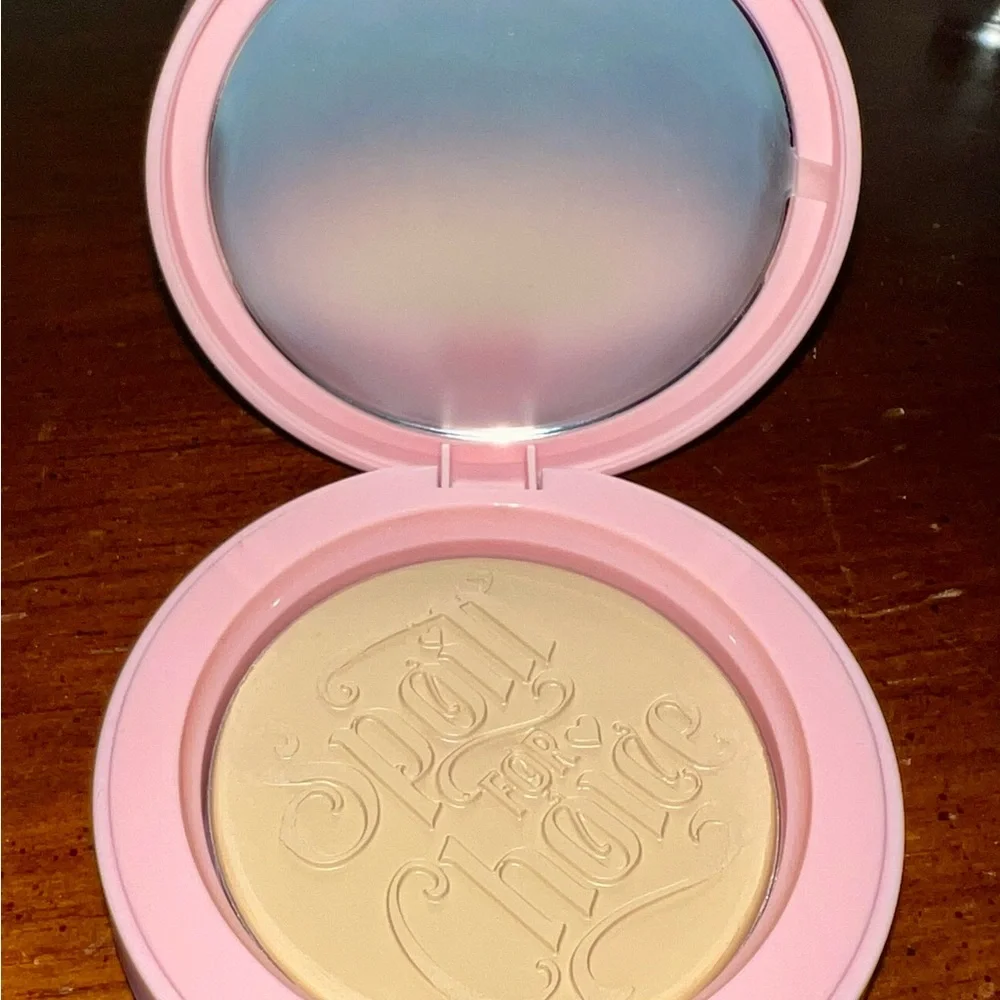 P.Louise Spoilt For Choice Cream Bronzer - NEW